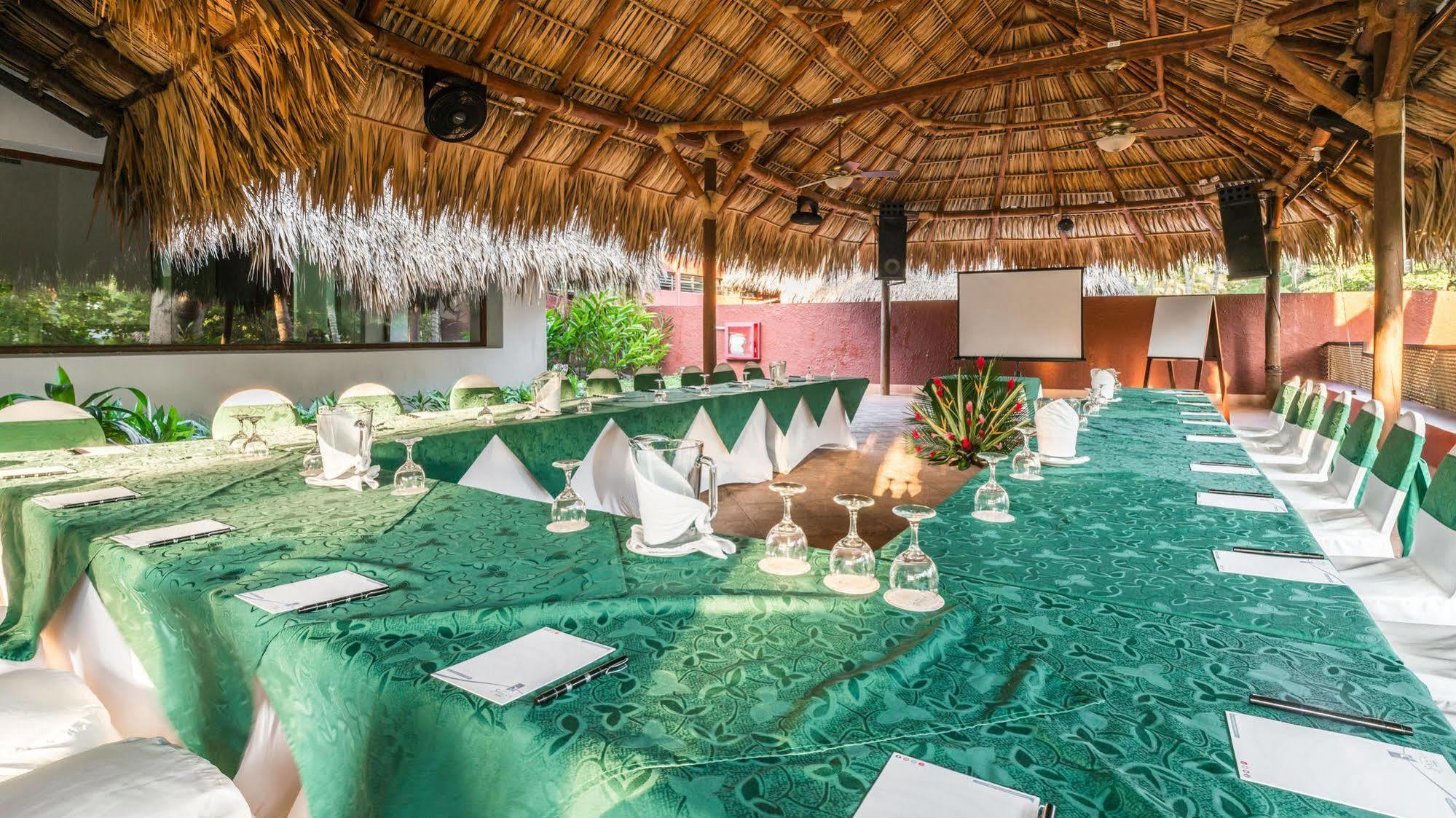 Hotel Soleil Pacifico Chulamar Luaran gambar